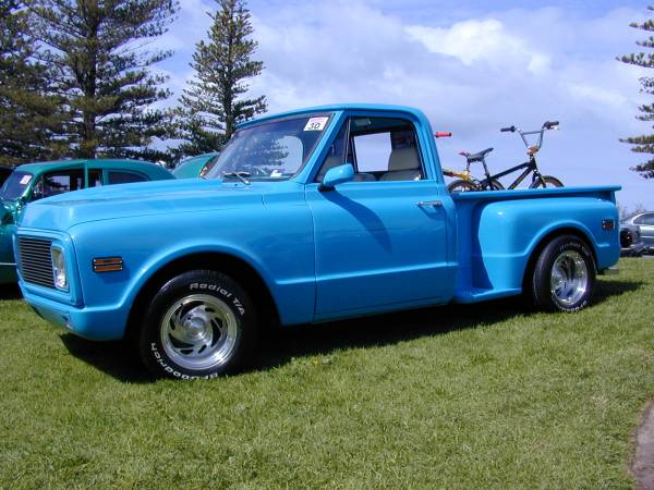 Bikes_In_Ute_Front